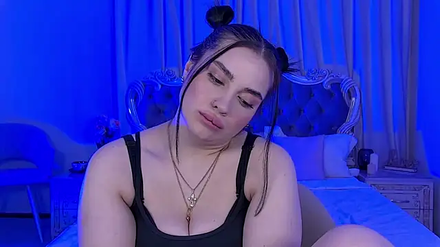 AdrianaTorres webcam