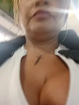 afroditecash (F milf) - Off panties cum big squirt 😈🔥