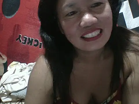 pinaySandra webcam