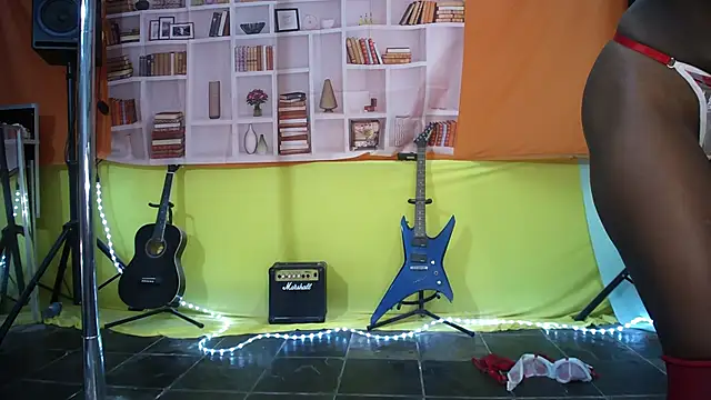 saucychocolate webcam