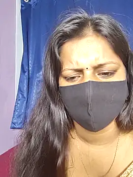 Webcam Model (noty_girl2)  is live.Free join now!