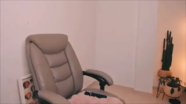 ari_artis Live Webcam on Stripchat