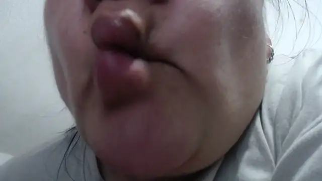 prettyangelsquirt webcam