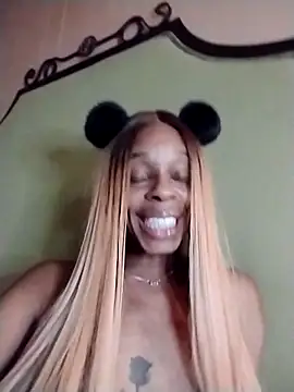 Jasmine_FullsShine webcam