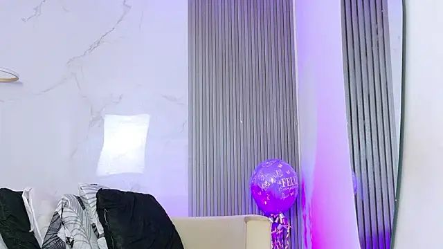 kiaratentation webcam