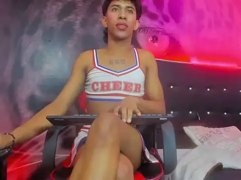 JERO_TEASE_S7S webcam