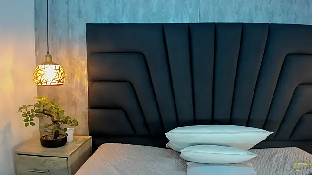 maya_curvy - Maya_curvy's free webcam