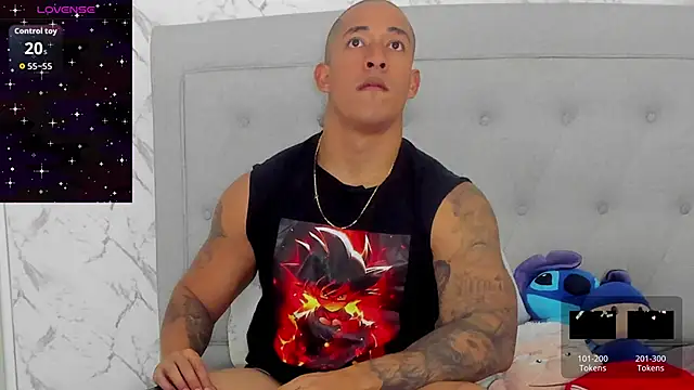 luigiferrara - Luigiferrara's free webcam - UK Sex Cams