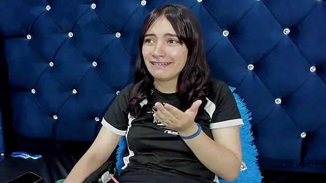 nahomy_glow - Nahomy_glow's free webcam - UK Sex Cams