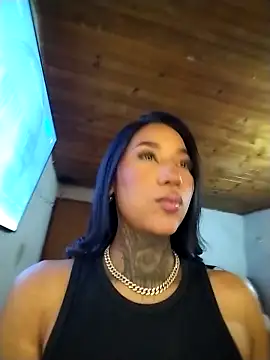 lyam_ebony_ - Lyam_ebony_'s free webcam