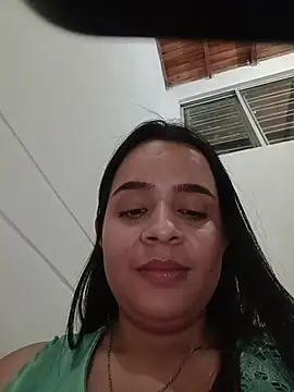 Julieth_hot-69 webcam