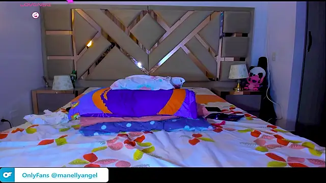 ashelydainii - Ashelydainii's free webcam - UK Sex Cams