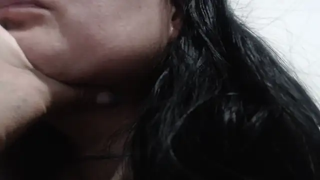 prettyangelsquirt webcam