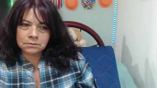 sexytitshot126 webcam