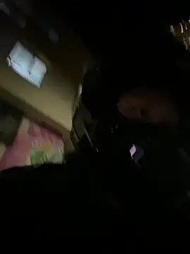 Scarlet_auraa webcam