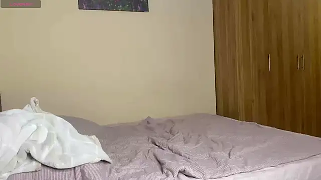 skyedavis (F teen) - take off my shorts