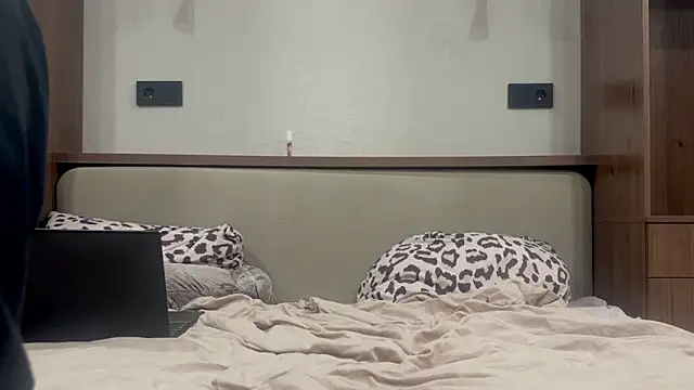 velvet_rose1 (F teen) - 💘Paint lips + ZOOM💘