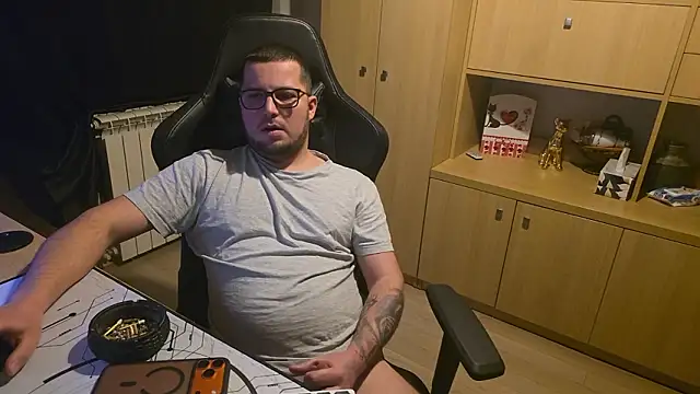 kevinnlovelly webcam