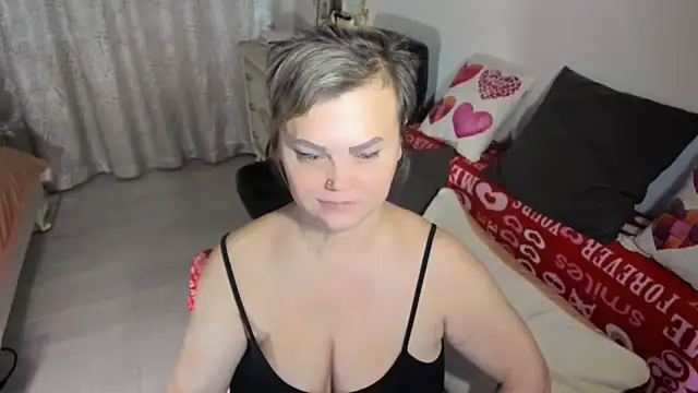 MildMature webcam