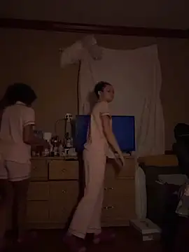 jojosbizarrelyf webcam