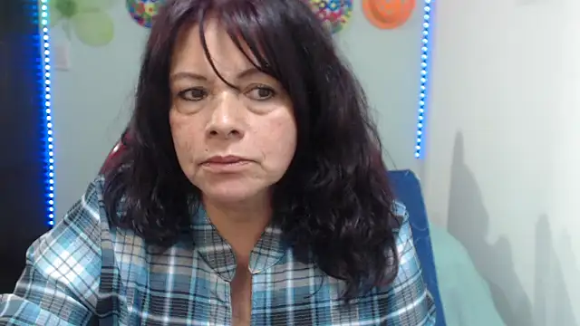 sexytitshot126 webcam