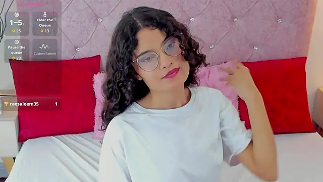 MirandaLawrens_ webcam