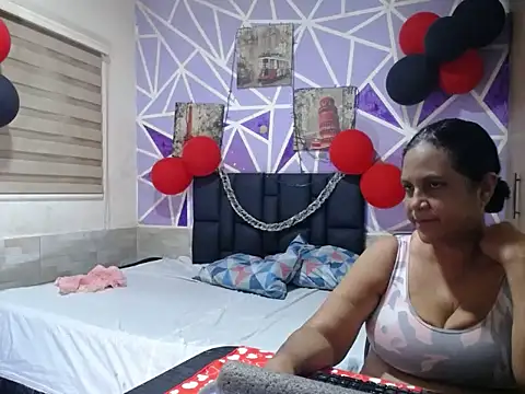 Danna_and_sharon webcam