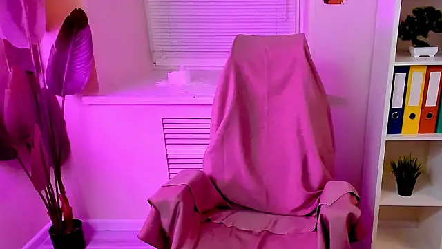 carolgiggly - CarolGiggly's free webcam