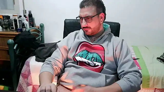 Italian_dark_desire webcam