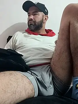 hairyandbigmann - Hairyandbigmann's free webcam - UK Sex Cams