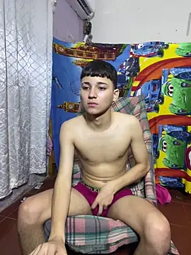artursmith (M twink) - show cum