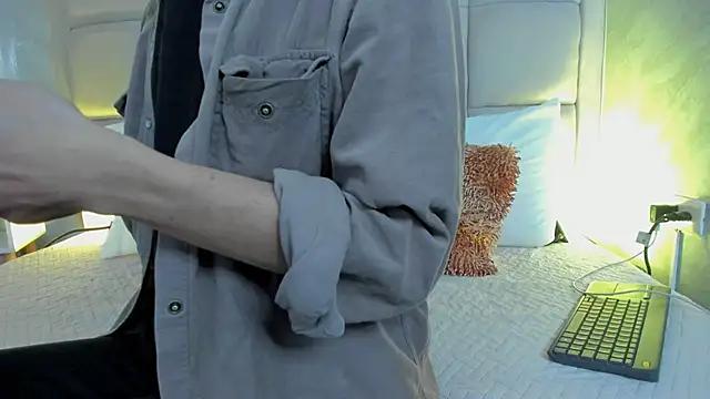 hecatee_77 (M young) - masturbation