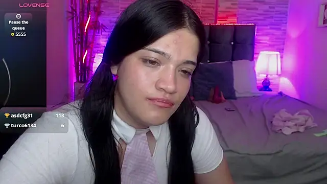 valeri_hot22 - Valeri_hot22's free webcam - UK Sex Cams