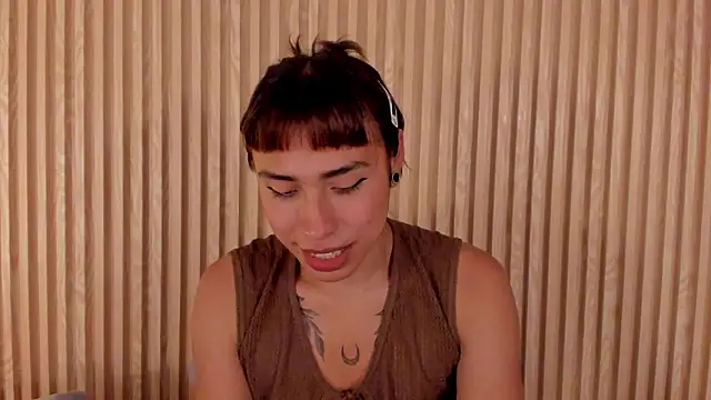 fiire_nymph webcam