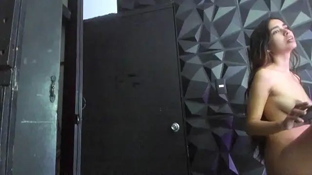 Sarah_sumemers webcam