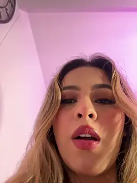 itsdanividarte - Itsdanividarte's free webcam