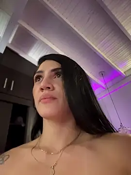 Webcam Model (ScarletsXXX)  is live.Free join now!