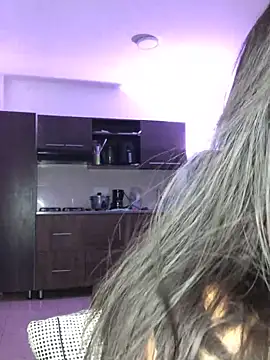 emmarossem - EmmaRossem's free webcam