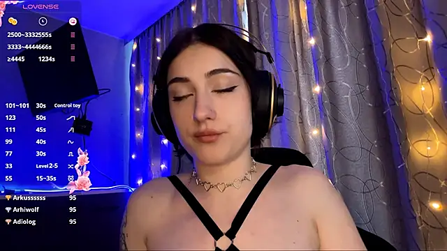 meowluly - Meowluly's free webcam