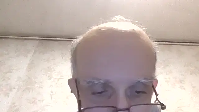 mariusica1@xh webcam