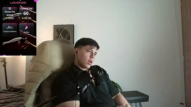 thom_ohtani - Thom_Ohtani's free webcam