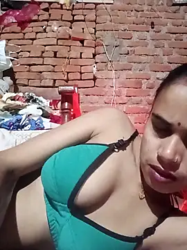 Webcam Model (Fency_Love143)  is live.Free join now!