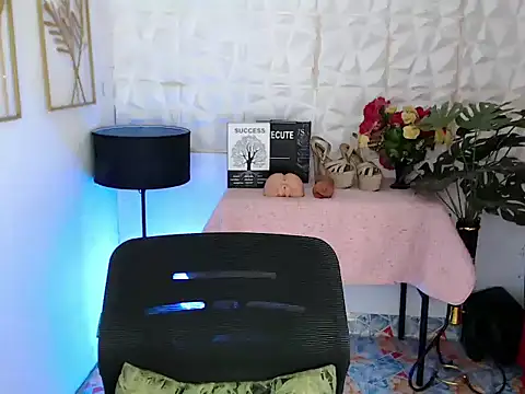 streetdoll69 - Streetdoll69's free webcam - UK Sex Cams