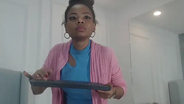 ChantalGarner webcam