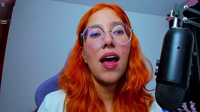 _Moon_Johnson webcam