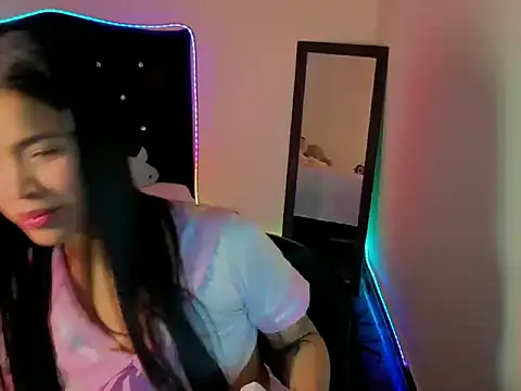 sarahmontezz - SarahMontezz's free webcam - UK Sex Cams