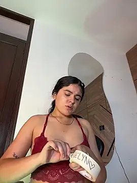 rossedeamore - RosseDeAmore's free webcam - UK Sex Cams