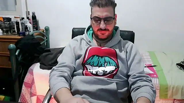 Italian_dark_desire webcam