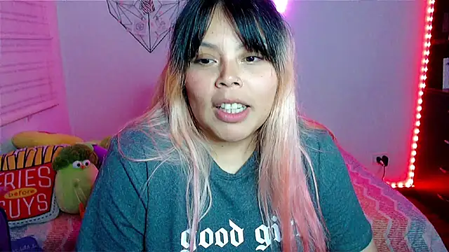 elliemoonx - EllieMoonX's free webcam