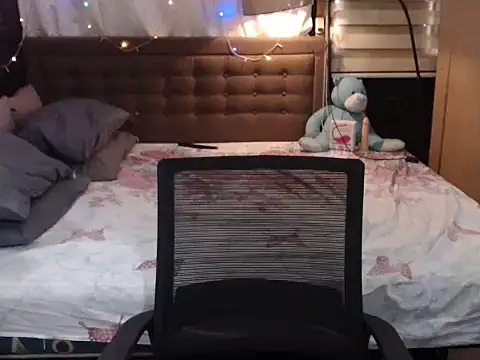 xheavenlytrans webcam